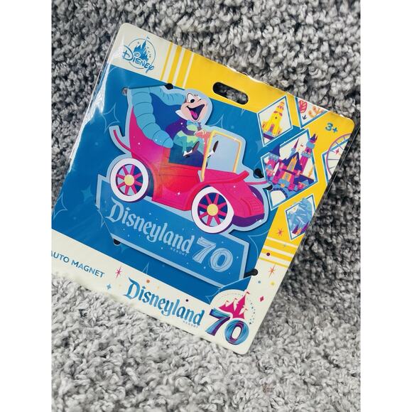 Disneyland Resort 70th Anniversary Car Magnet Mr Toads Wild Ride Brand New - Picture 8 of 10